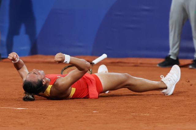 1722477792210022560.jpg 巴黎奥运会丨网球——女单四分之一决赛:郑钦文晋级四强XxjpseC007217_20240801_MVPFN0A001.jpg