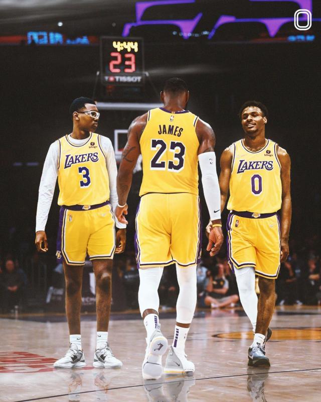 1659496216526011809.jpg FZM_NJ8WYAE-H9T.jpg