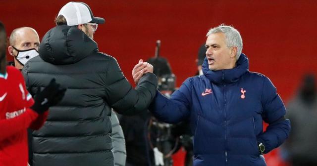 开云官网-穆帅：和克氏点头之交非好友 季中变越位规则不公